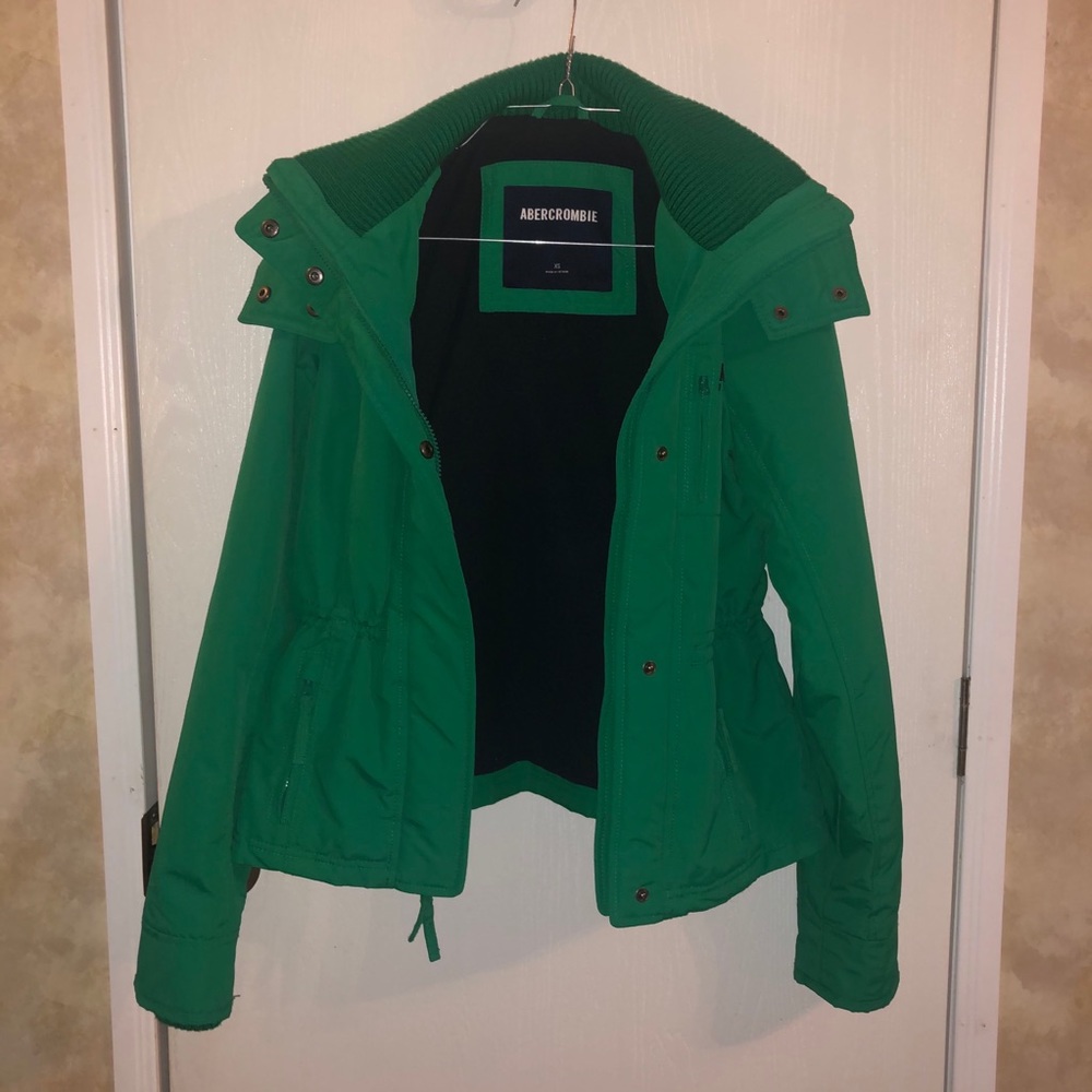 🚫 SOLD 🚫 All weather Coat